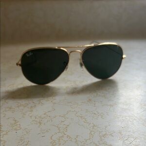 Ray-Ban Gold Aviator Sunglasses